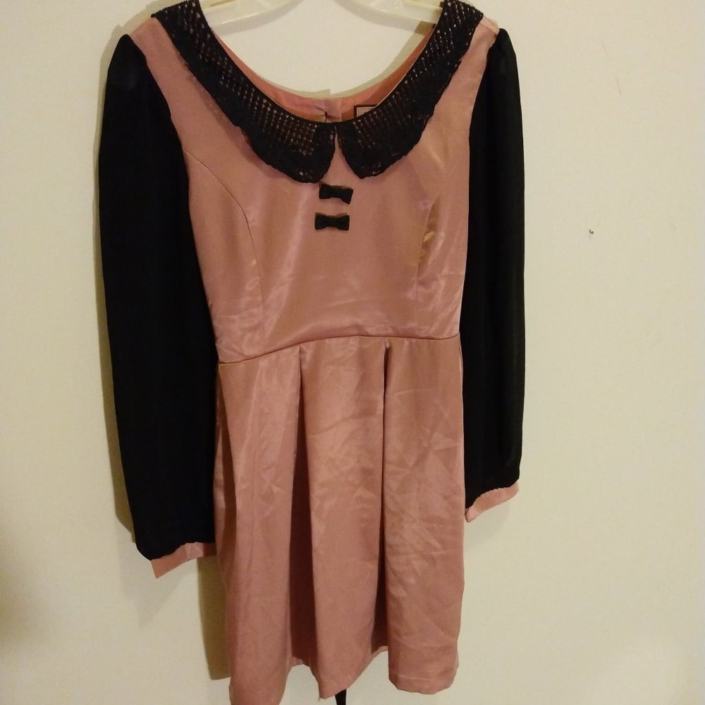 Charming Silk Pink & Black Miss Patina Dress w/ Peter Pan Collar & Bows